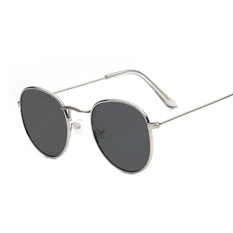 Vintage Compact Round Sunglasses for Women - Timeless Retro Mirror Fashion Shades Lunette De Soleil