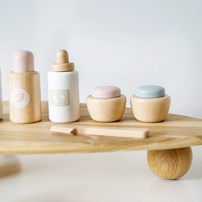 Wooden Makeup Role Play Kit for Kids - Eco-Friendly Facial Mask Toy for Creative Learning