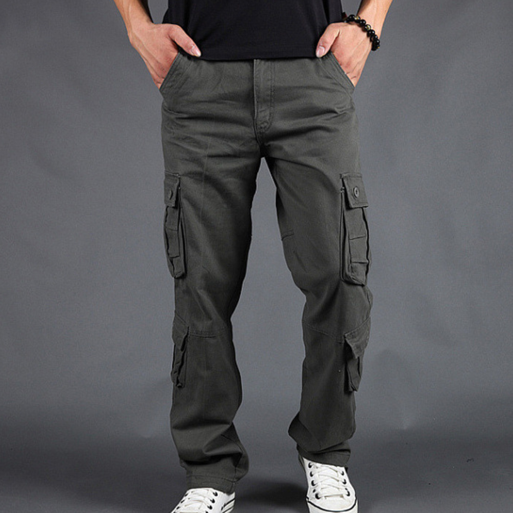 Versatile men's cargo pants – trendy fit, durable fabric, for casual outings 7