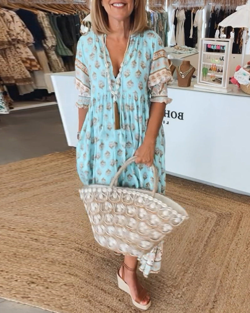 Printed V-Neck Women's Dress in Lightweight Fabric, Flattering Silhouette for Summer Outings and Everyday Wear-2