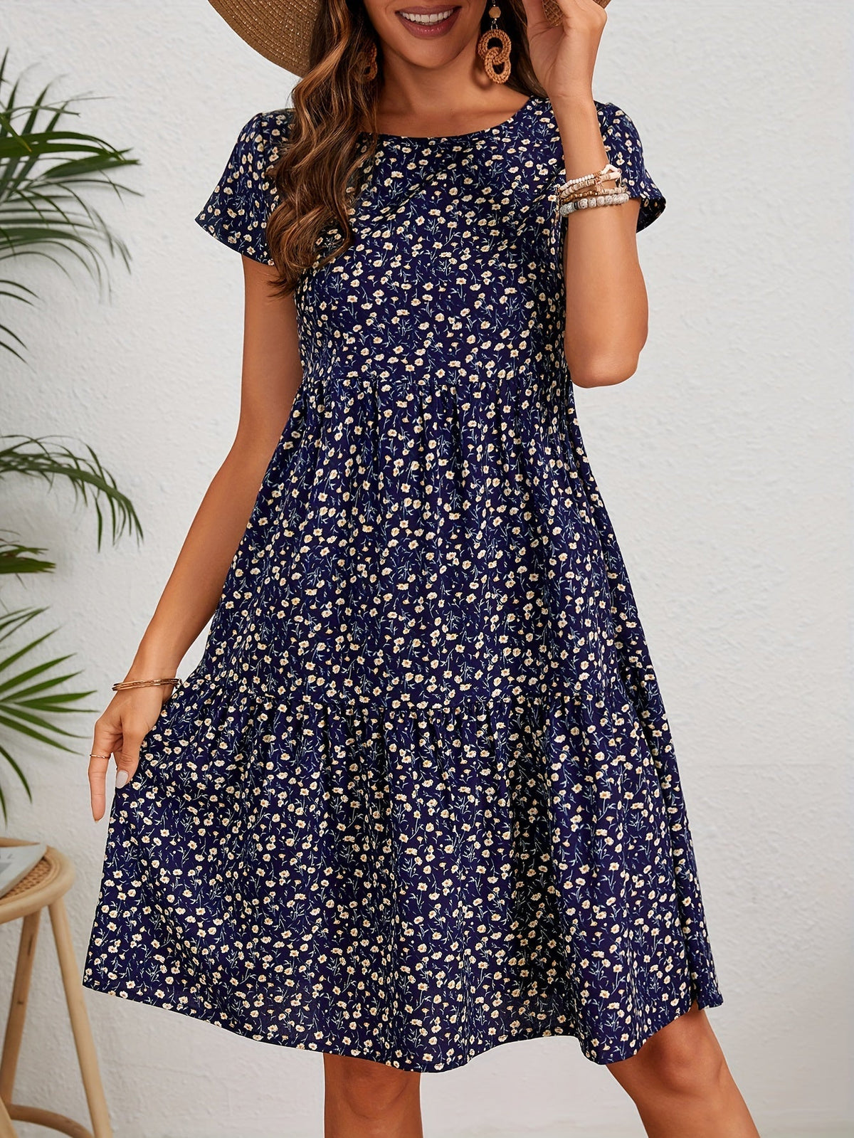 Vintage Floral Wedding Guest Dress with Circular Neckline and Short Sleeves in Turquoise, Blue, and Burgundy-5