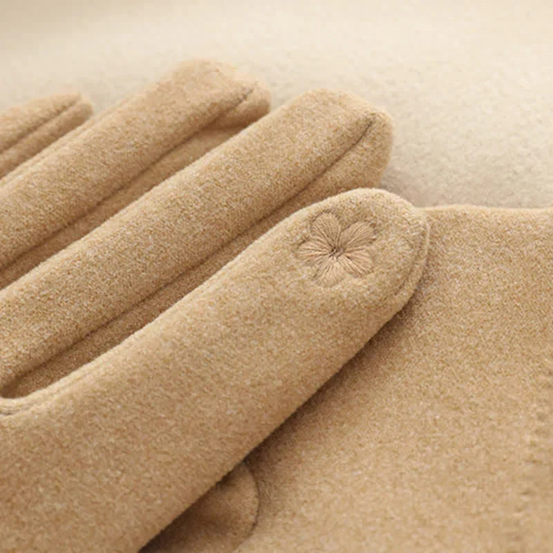 Women’s Windproof Buckle Gloves - Refined Wool Blend, City