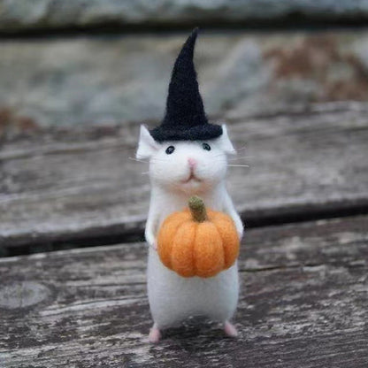 Felt Handcrafted Pumpkin Mouse Ornament - Unique Seasonal Decor for Halloween & Christmas Celebrations