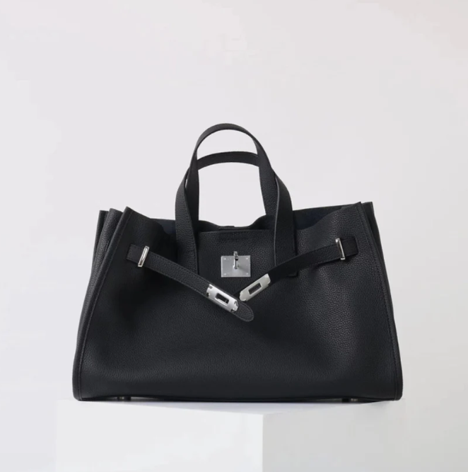 Plush & Structured Women’s Crossbody Bag - Top-Handle Silhouette, Pebbled Cowhide Leather, For Regular Urban Use