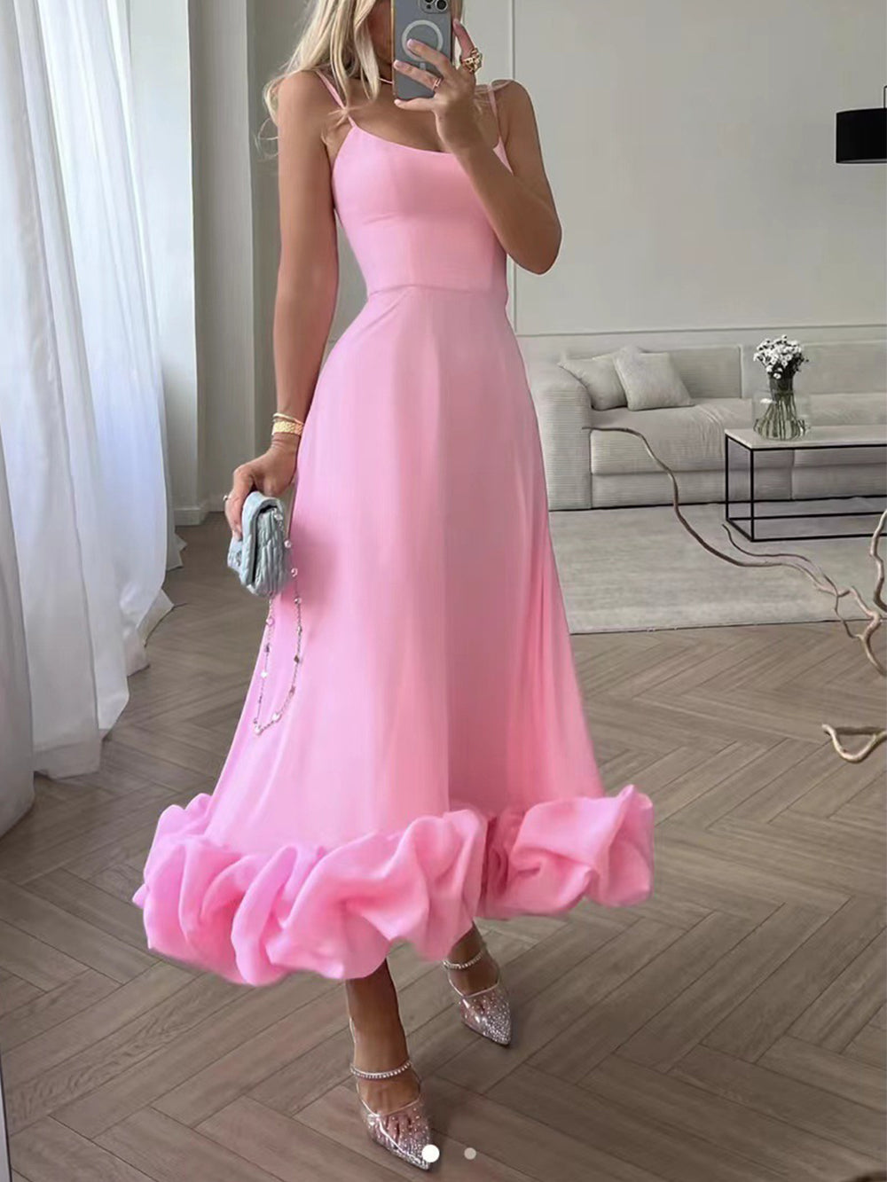 Variant image for Elegant Women's Summer Dress in Black or White, Flattering Fit, Breathable Fabric, Versatile for Casual or Formal Occasions-2