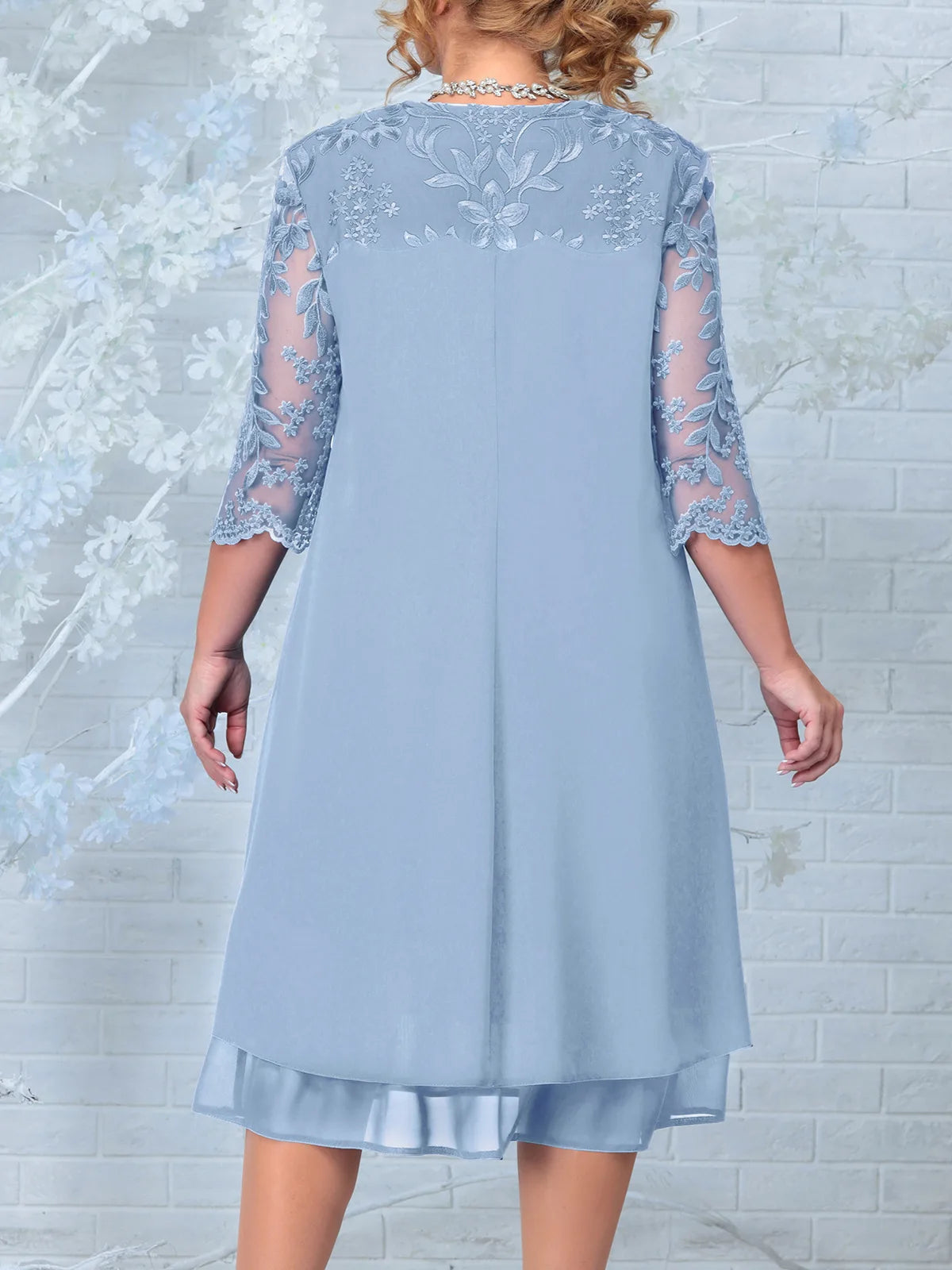 Elegant Plus Size Women's Dress for Formal Occasions, Stylish Wedding Guest Dress, Comfortable Knee-Length Design-4
