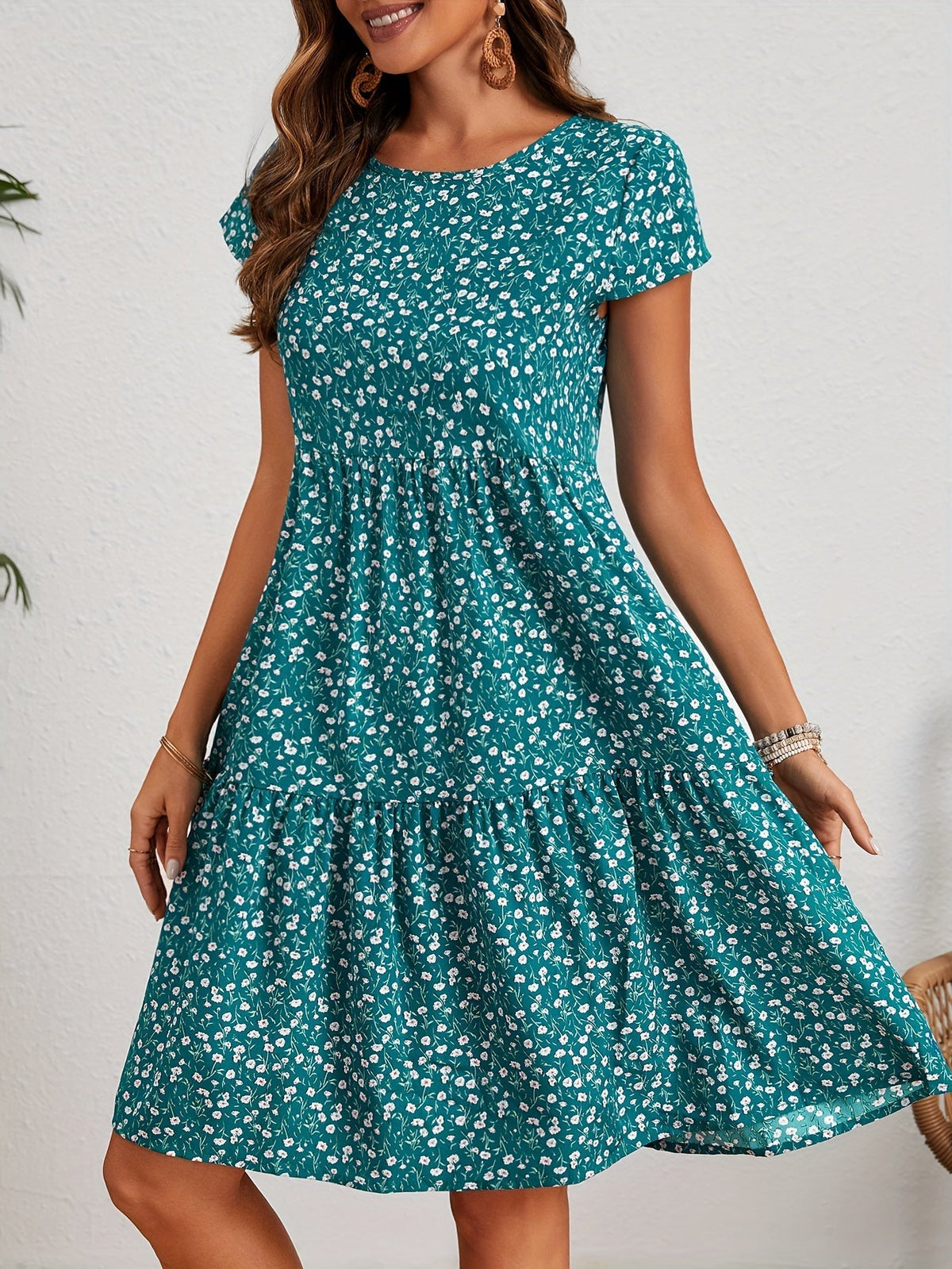 Vintage Floral Wedding Guest Dress with Circular Neckline and Short Sleeves in Turquoise, Blue, and Burgundy-2