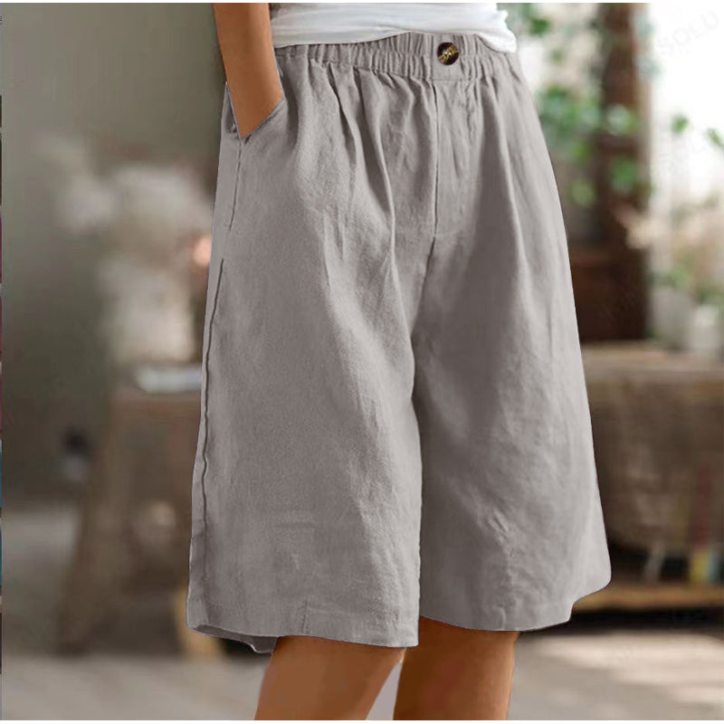 high-waisted, loose-fit with pockets, cotton, for casual summer days – Light women's shorts