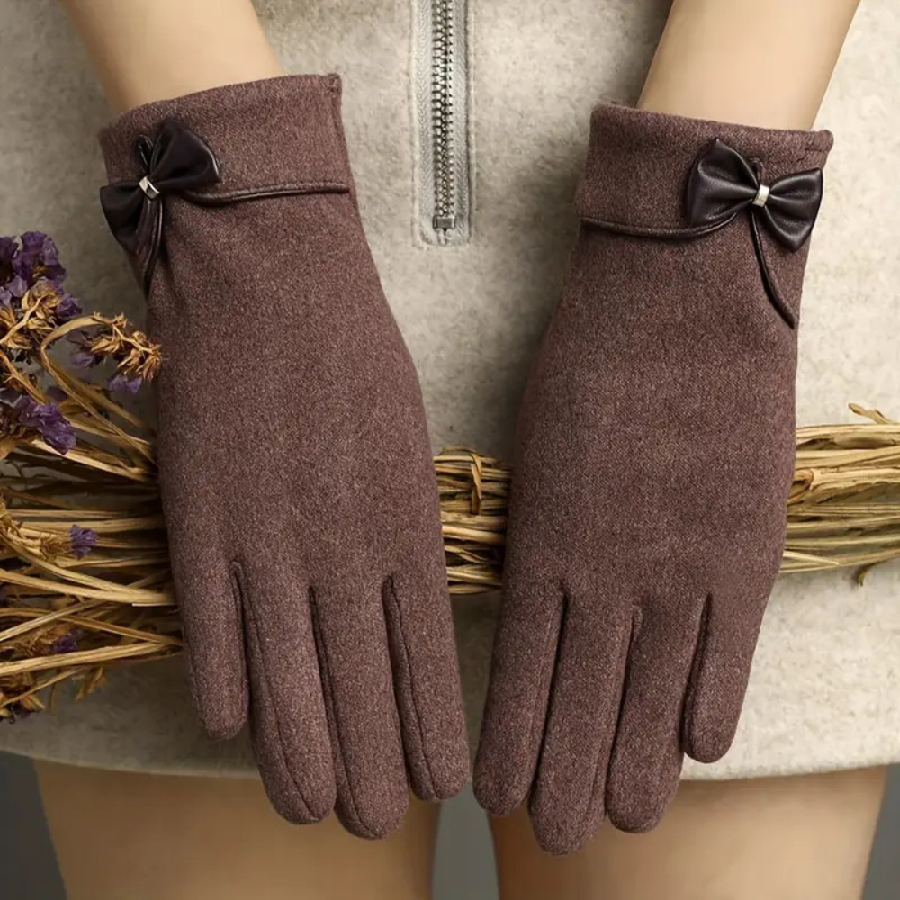 Womens Warm Touchscreen Gloves - Short Fitted Suede Winter