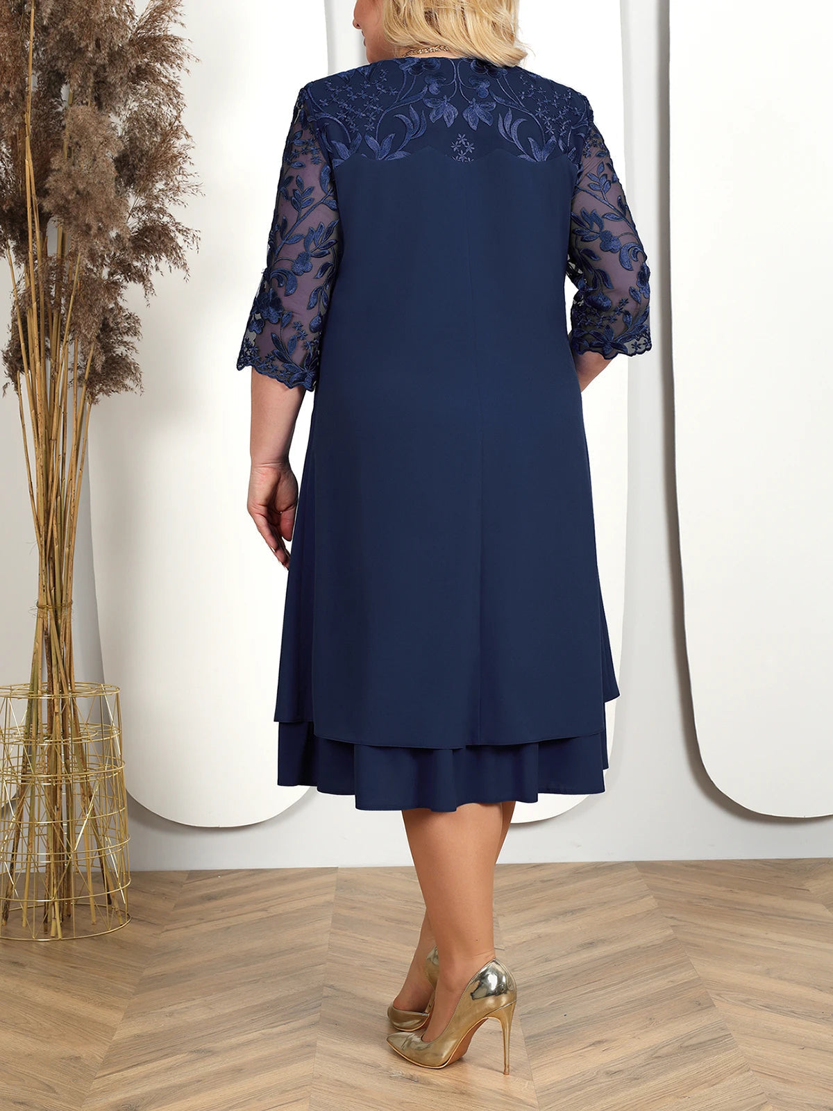 Elegant Plus Size Women's Dress for Formal Occasions, Stylish Wedding Guest Dress, Comfortable Knee-Length Design-6