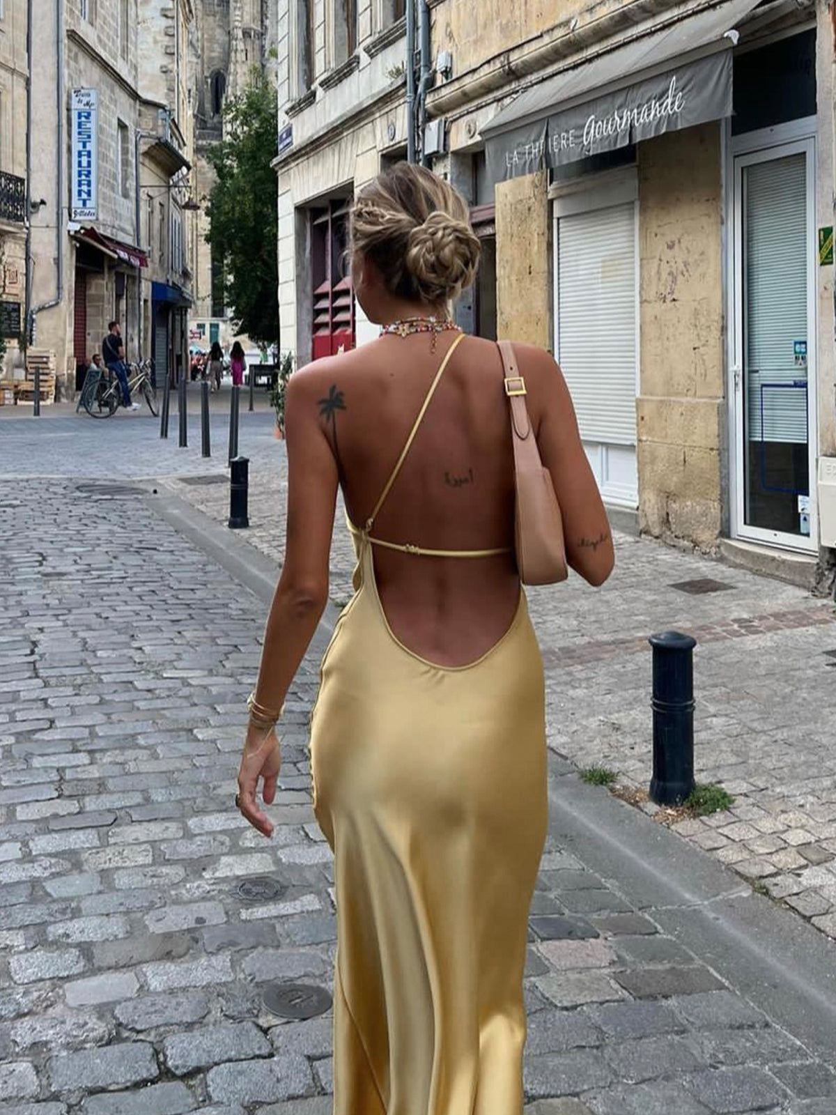 Elegant Backless Black Maxi Dress for Women, Open Shoulders Satin Long Dress for Special Occasions-2