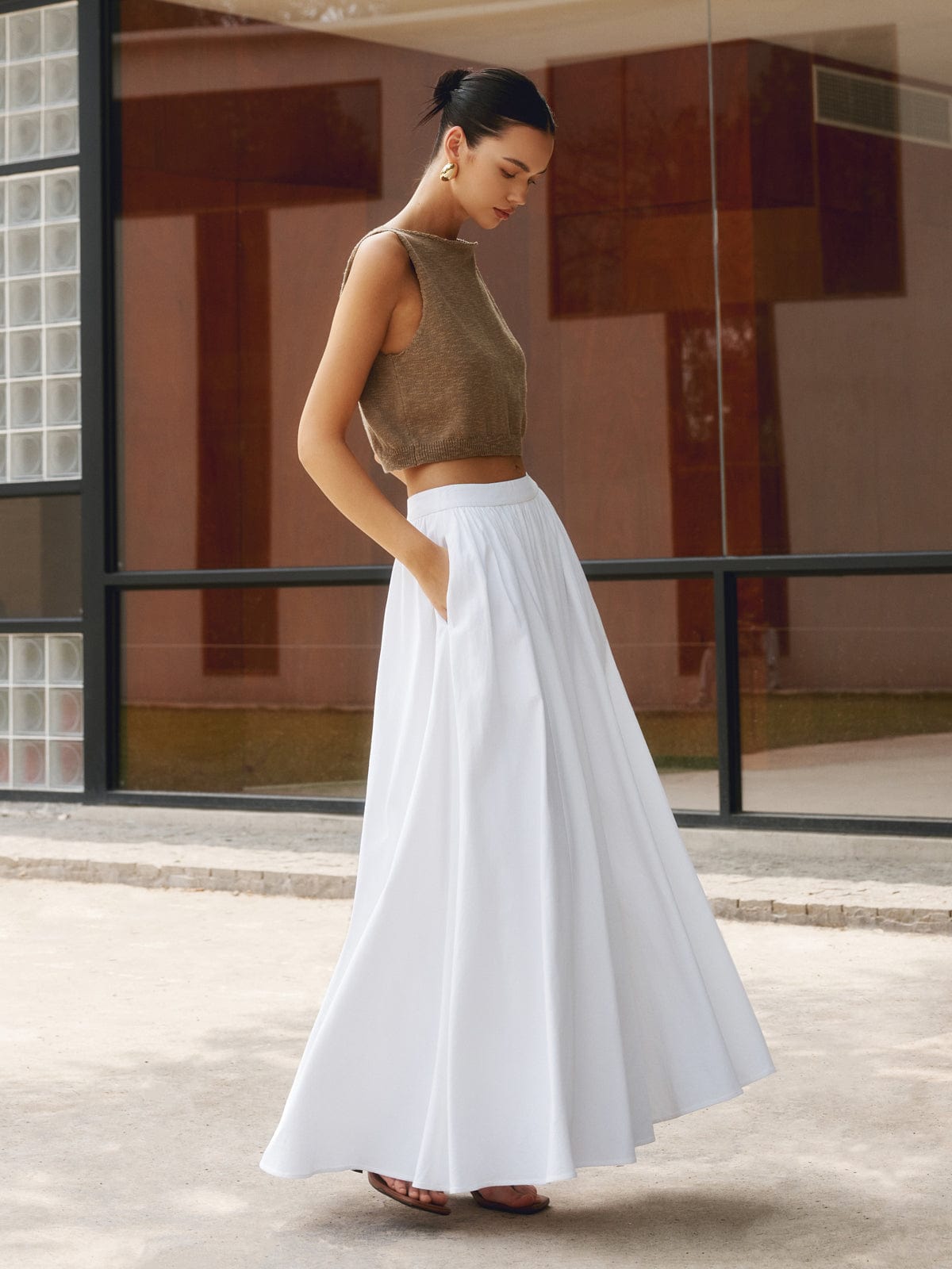Variant image for Women's Black Maxi Skirt, Elegant Long Full Skirt with Flowing Design, Comfortable Fit for Casual and Work Wear-1