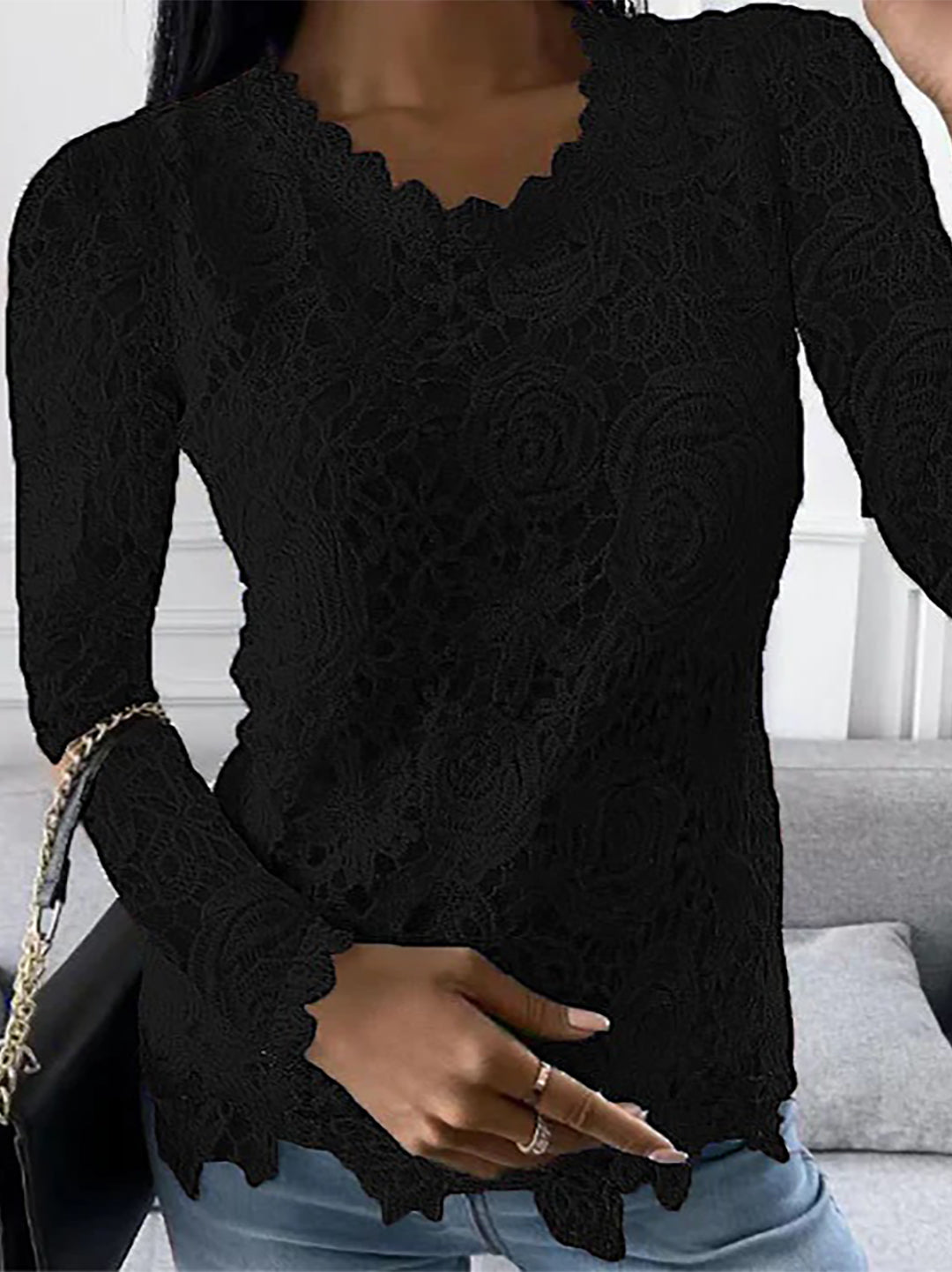Breathable women's long-sleeve top – floral print, soft fabric, for year-round wear 4