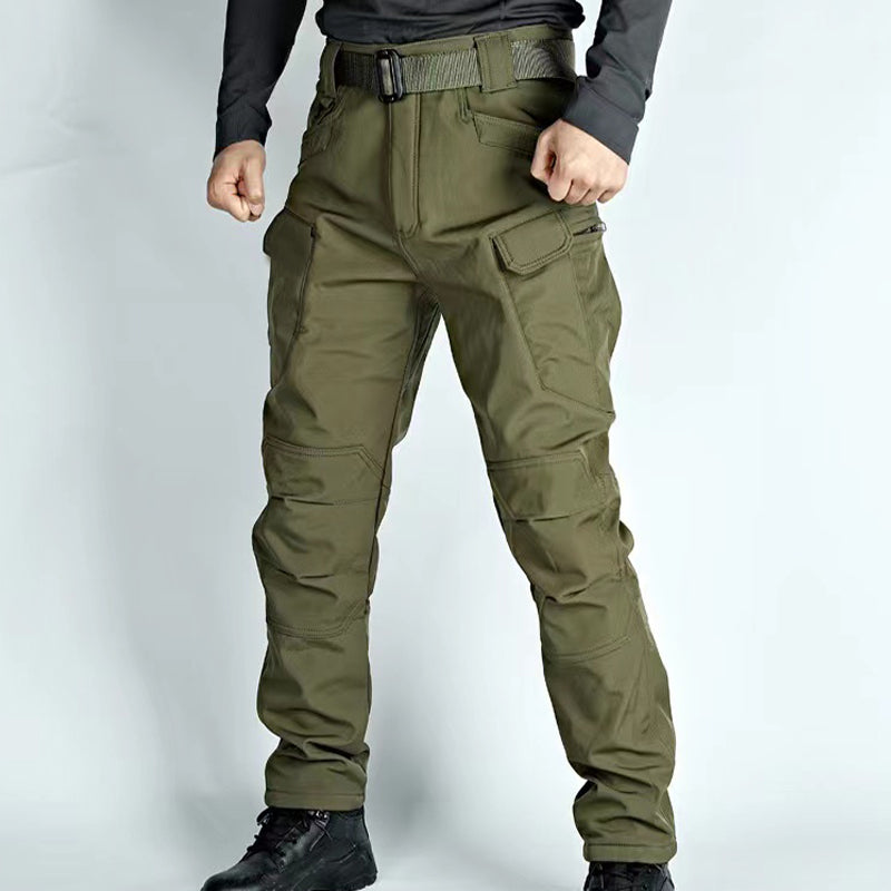 Durable men's waterproof hiking pants – ergonomic design, breathable fabric, for outdoor adventures 9