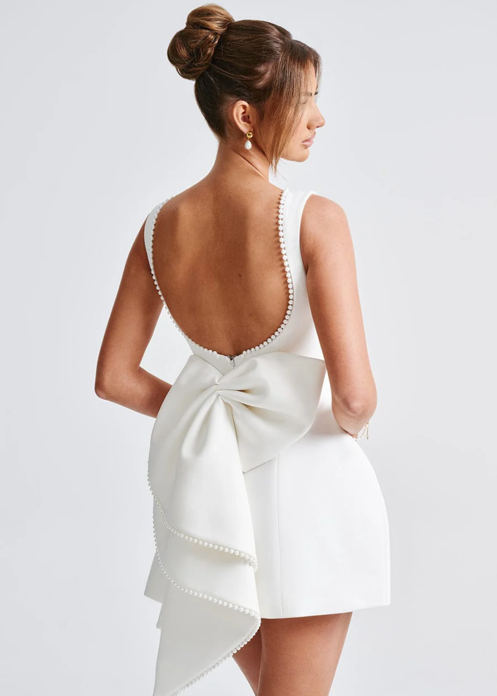 Elegant Pearl Mini Cocktail Dress with Flattering Fit for Formal Occasions and Special Events-2