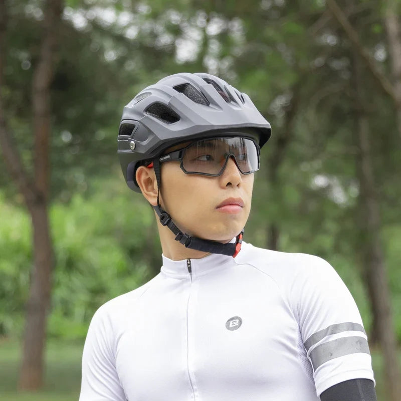 Photochromic Cycling Glasses Light MTB Road Sunglasses With UV400 Protection Summer 2026 Trend