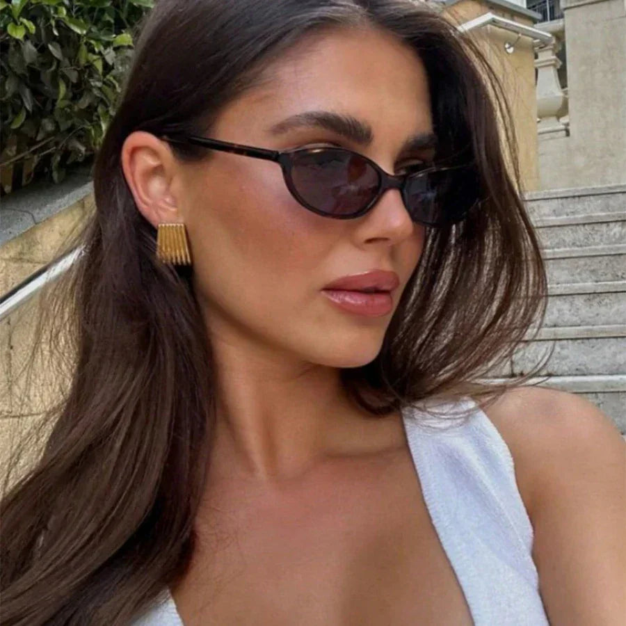Leichte Damen Sonnenbrille – retro ovales Design, hochwertiger Kunststoff, für den Alltag 1