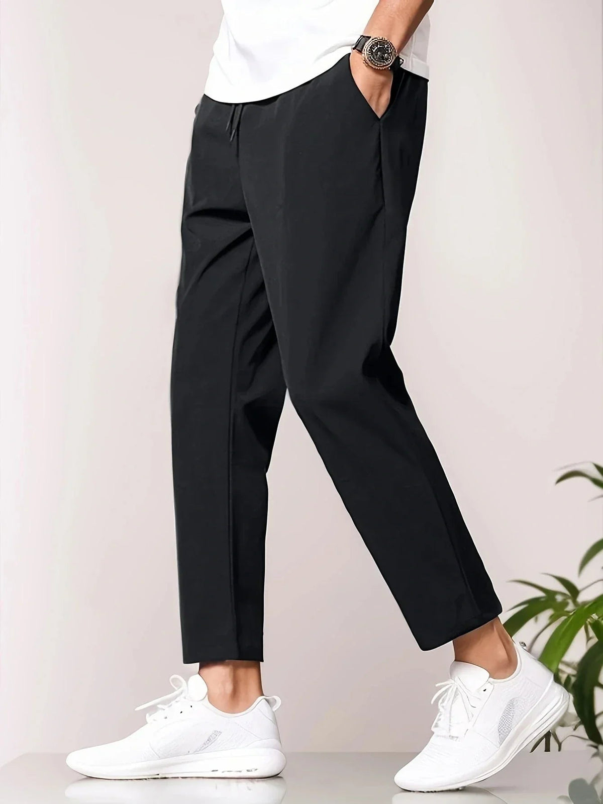 Lightweight & casual men’s trousers – comfortable fit, breathable fabric, for everyday wear 1