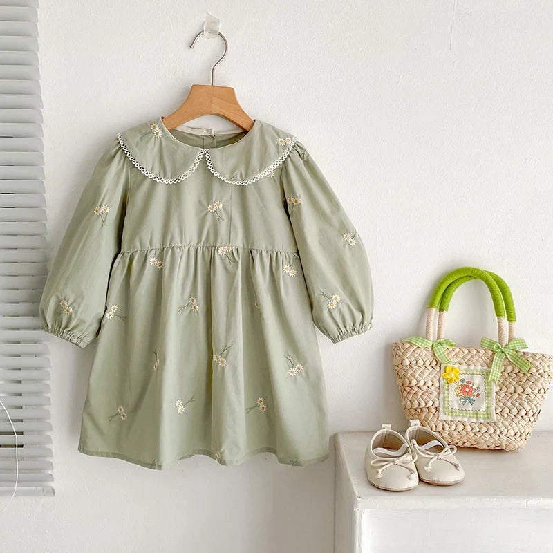 Plush, classic girls' dress - Peter Pan collar, cotton, floral embroidery, mid-calf length for spring