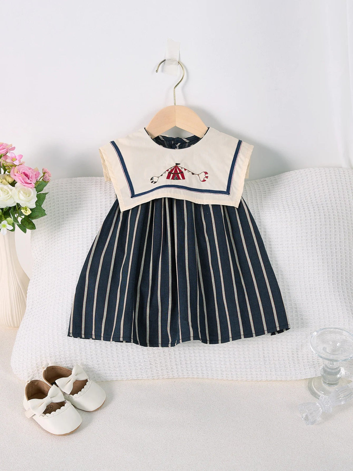 Light girls' dress - sailor collar, striped pleated skirt, cotton-elastane blend, summer casual