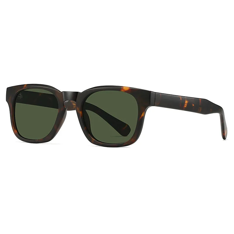 UV400 gradient lenses, vintage style, travel and beach – Retro square unisex sunglasses