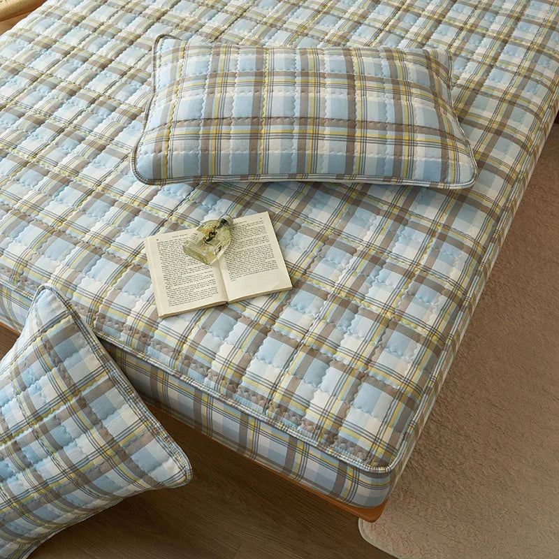 Protector Mattress Quilted Plaid Cover Breathable Antibacterial Bedding Fall 2025 Fresh Sleep