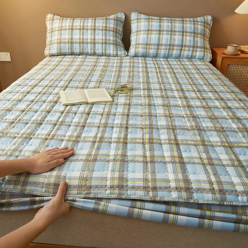 Protector Mattress Quilted Plaid Cover Breathable Antibacterial Bedding Fall 2025 Fresh Sleep