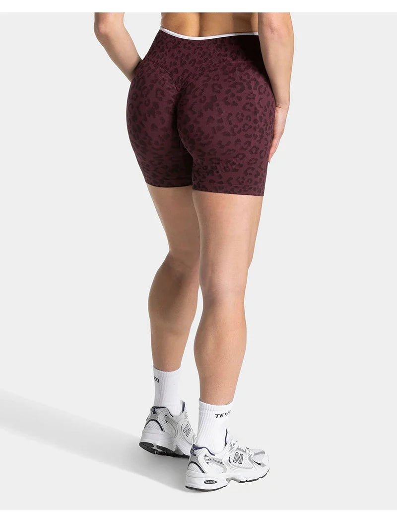 women's Stretchy seamless yoga shorts - high-waist hip-lifting, nylon blend, for gym and running