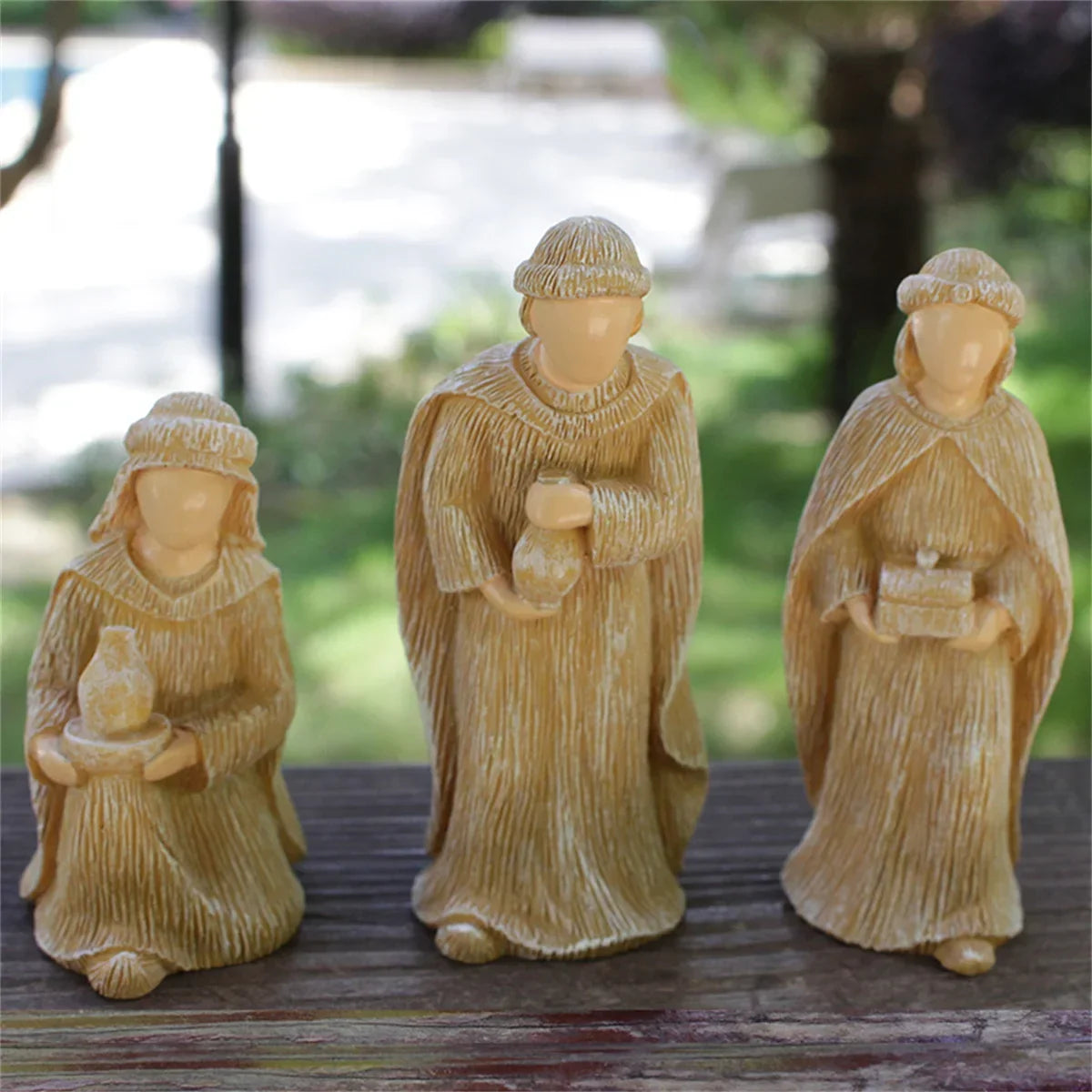 Nativity Kit 10-Piece Resin Nativity Scene For Christmas Decor, Timeless Religious Ornaments Gift Idea