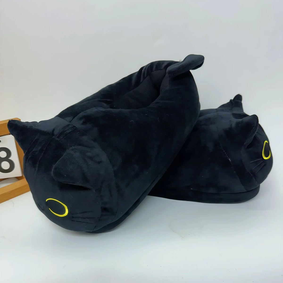 Plush Cozy Unisex Slippers - Siamese Cat Plush Cartoon Design, Canvas, Indoor Use