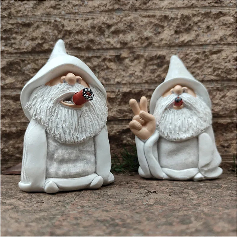 Garden Funny Gnome Statue - Hand Painted Resin Outdoor Ornament, Fall 2026 Yard Decor Gag Gift