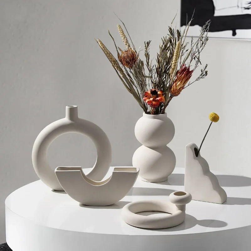 Ceramic Vase Embryo Sculptural Tabletop Vase Scandinavian Minimalist Household Decor Fall 2025 Ideal For Dry Flower Display