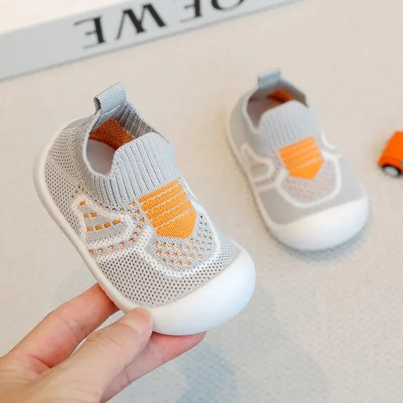 Baby Walking Shoes Plush Bottom Non-slip for 1-3 Years, Spring and Autumn Children's Shoes