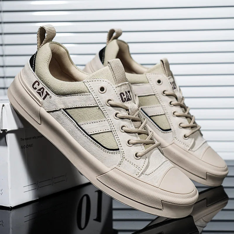 Sturdy men's outdoor sneakers - anti-slip wear-resistant fabric upper, for hiking and casual everyday