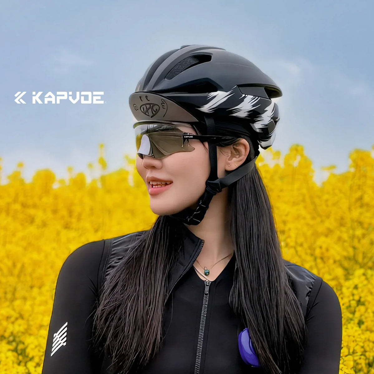 Cycling Photochromic Sunglasses Outdoor Eyewear Fall 2026 Trend UV400 Protection for Roads and Trails