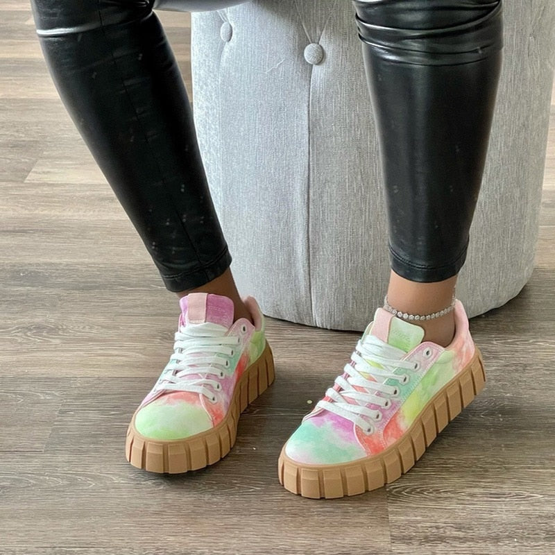Trendy Women's Sneakers with Thick Sole for Comfort in Black, Green, Blue, and Khaki - Casual Sporty Footwear-4