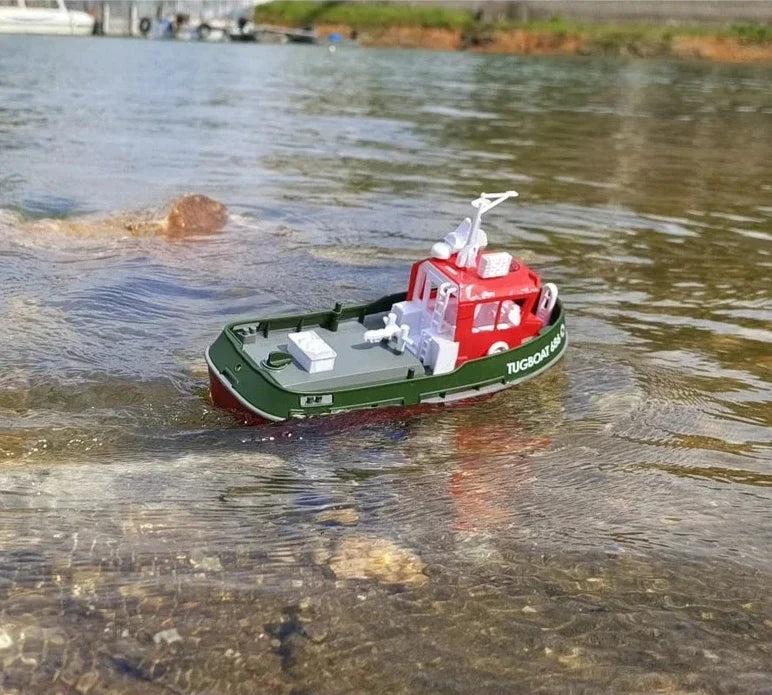 Powerful Dual Motor RC Tugboat Model - 1:72 Motor-Driven Remote Control Boat for Boys, Cordless Fun