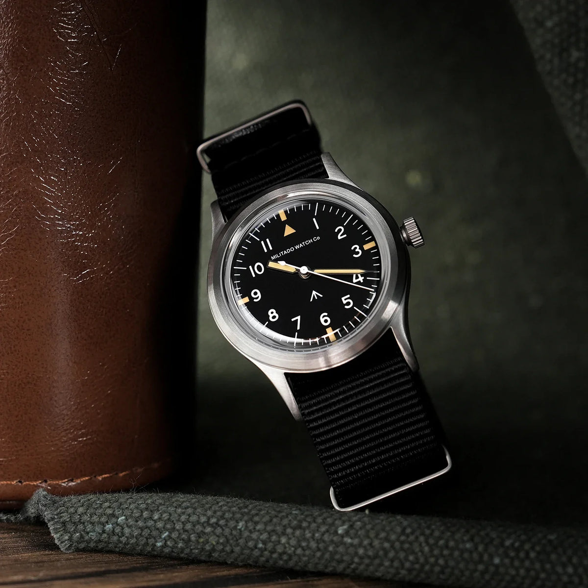 Field 36mm Watch Sapphire Crystal VH31 Sweep Quartz