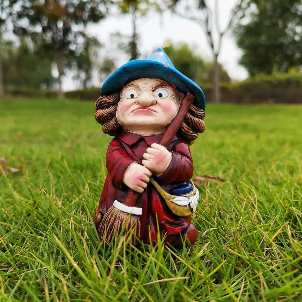 Resin Witch Statue Water-Resistant Garden Gnome Figurine Indoor Outdoor Halloween Decor 2026 Gift Idea