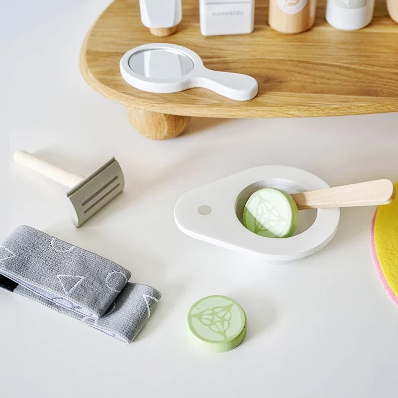 Wooden Makeup Role Play Kit for Kids - Eco-Friendly Facial Mask Toy for Creative Learning