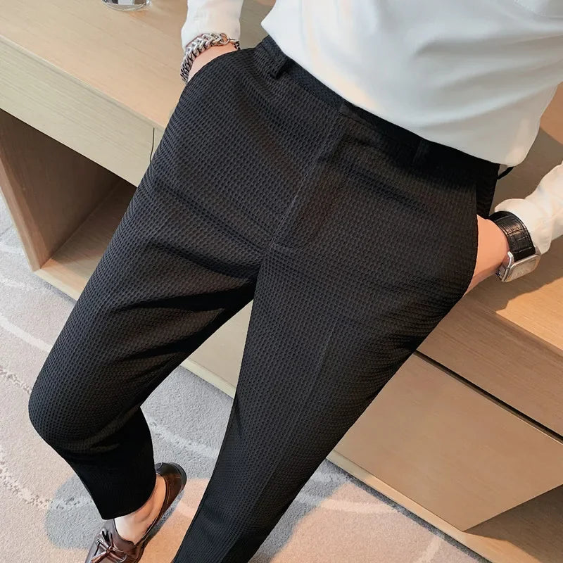 Elegant Plaid Men's Pants, Breathable Fabric, Straight Cut Design for Office and Casual Wear-3