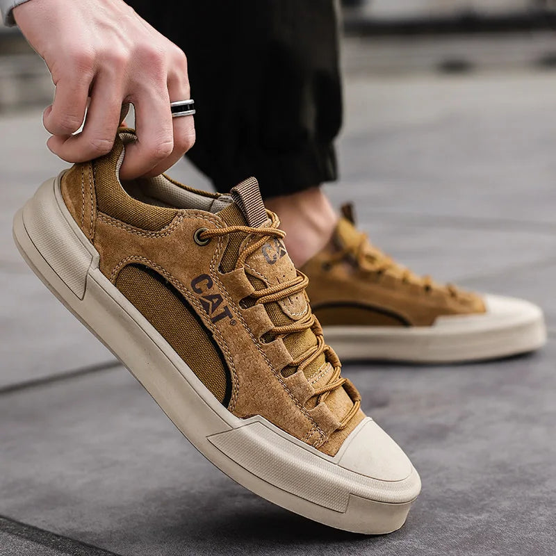 Sturdy men's outdoor sneakers - anti-slip wear-resistant fabric upper, for hiking and casual everyday