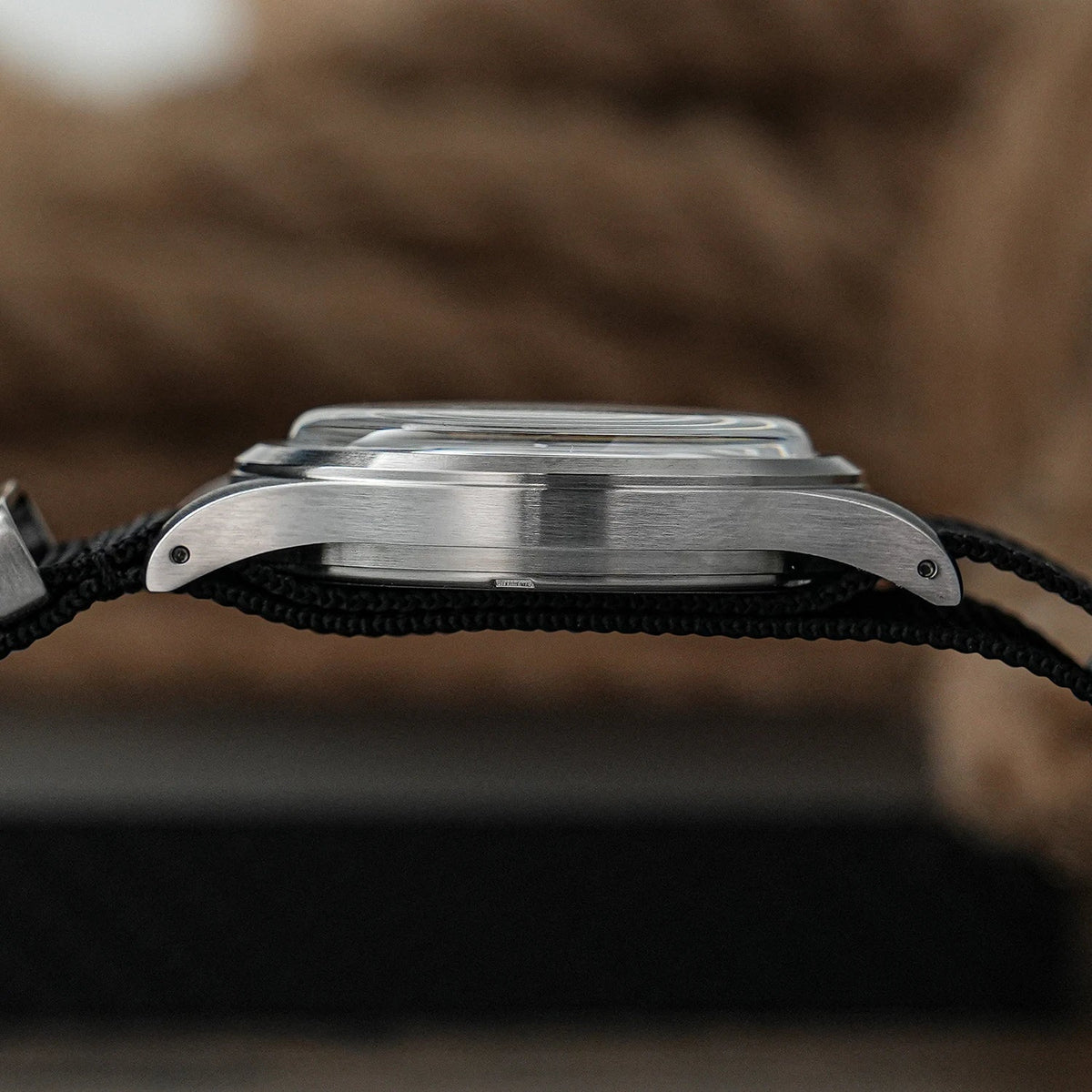 Field 36mm Watch Sapphire Crystal VH31 Sweep Quartz