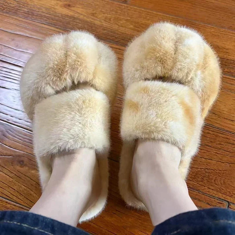 Plush cozy women's slippers - cat-paw design, long-pile plush faux fur, indoor use