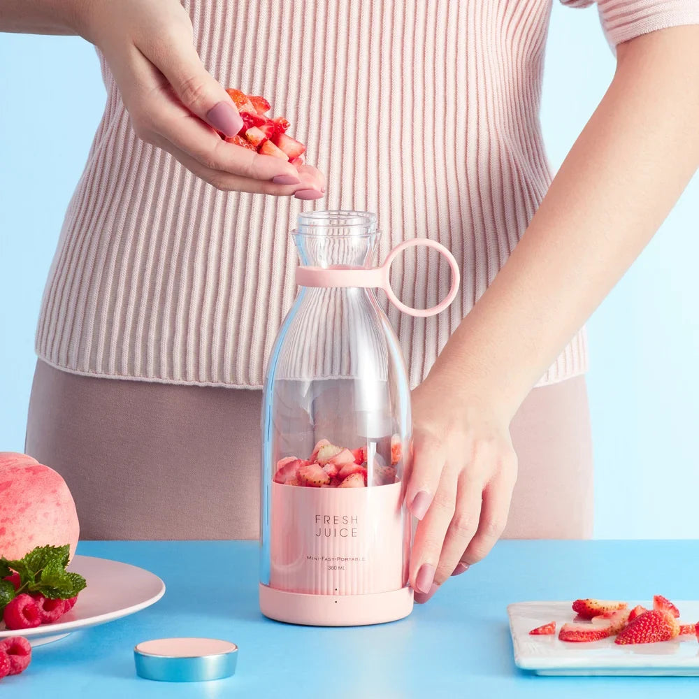 Travel-Friendly Blender 350ml Cordless USB Juicer Cup Travel Bottle Smoothie Extractor TikTok Viral Summer 2026 Gift