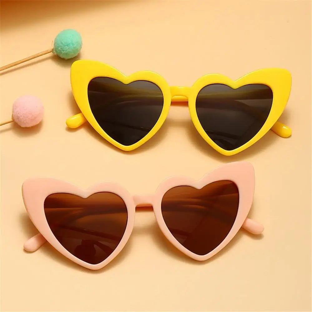 Kids Heart Sunglasses Plastic Frame Heart Shaped Summer 2026 Trend Sturdy Polycarbonate Lenses Outdoor Play