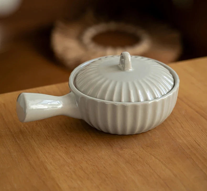 Single Ceramic Handle Bowl With Lid Japanese Style