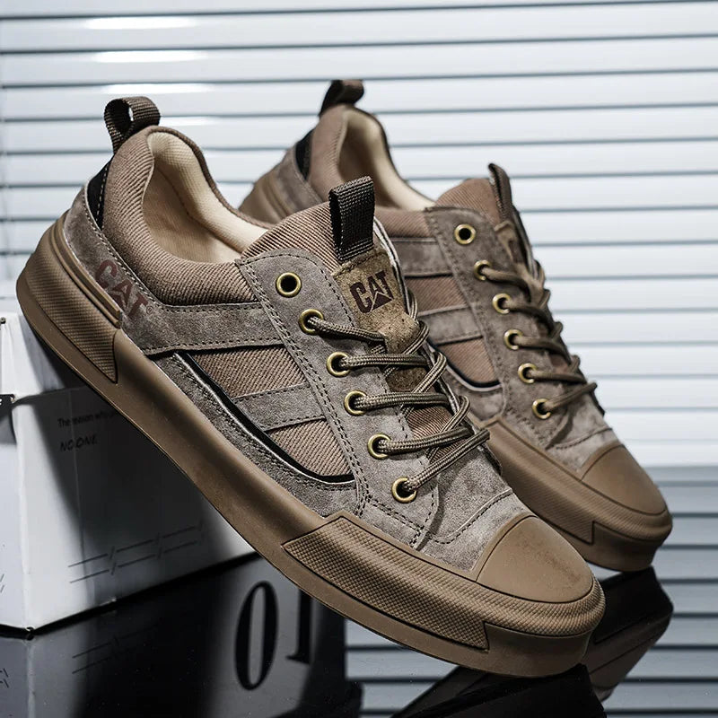 Sturdy men's outdoor sneakers - anti-slip wear-resistant fabric upper, for hiking and casual everyday