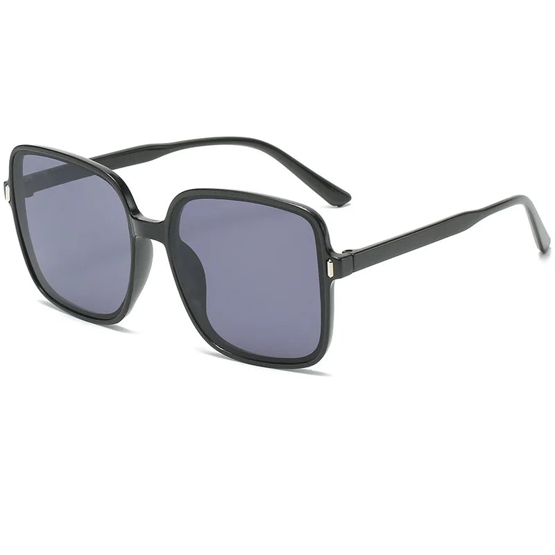 Wayfarer Vintage Sunglasses 2025 Women Fashion Shades Retro Eyewear for Outdoor Style