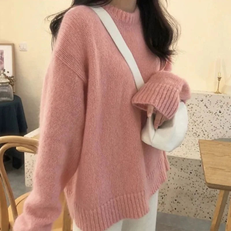 Oversized Cozy Women’s Pullover Sweater - Round Neck Knit